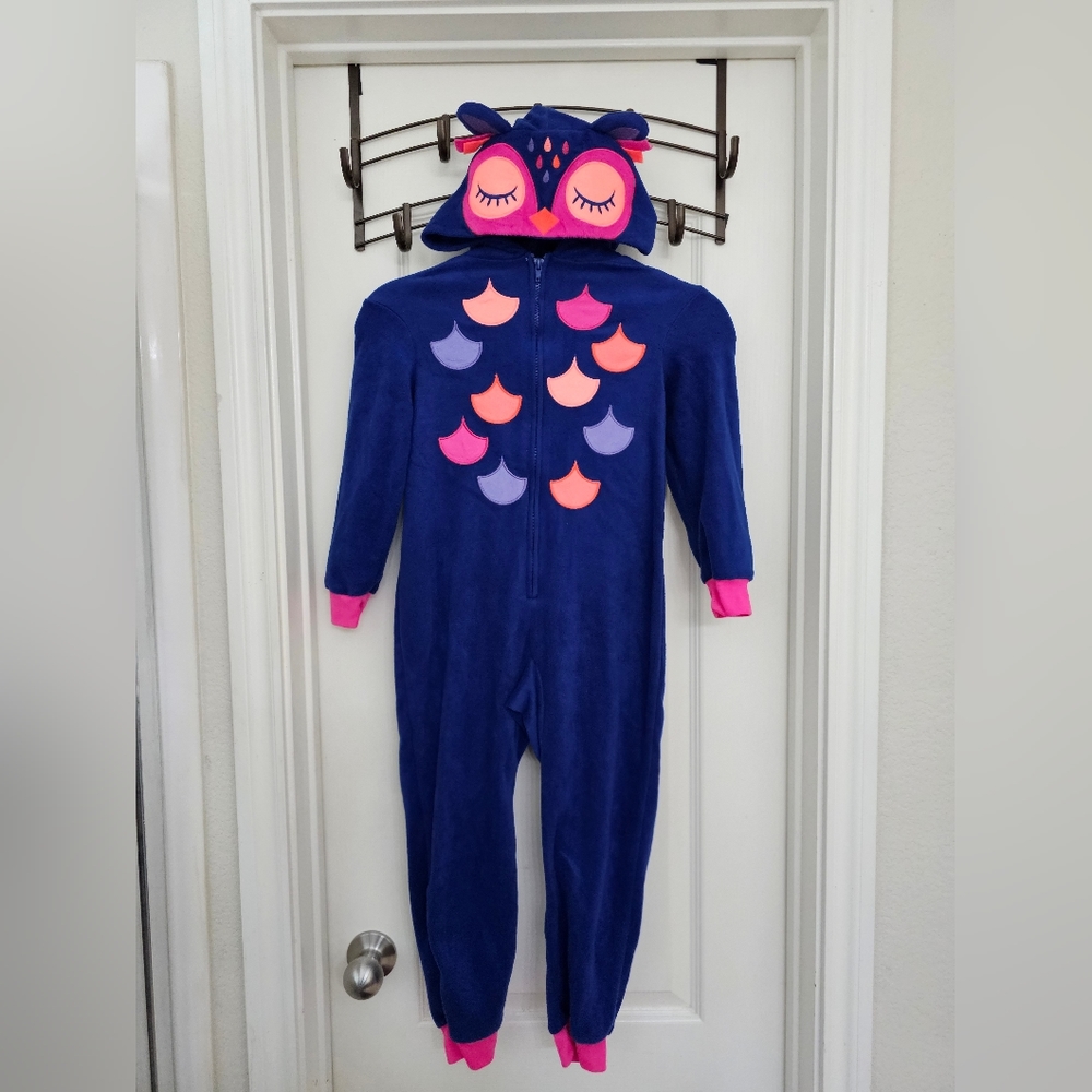 Cat & Jack Owl Onesie. Size 4/5. Navy with Pink and Orange Colors.